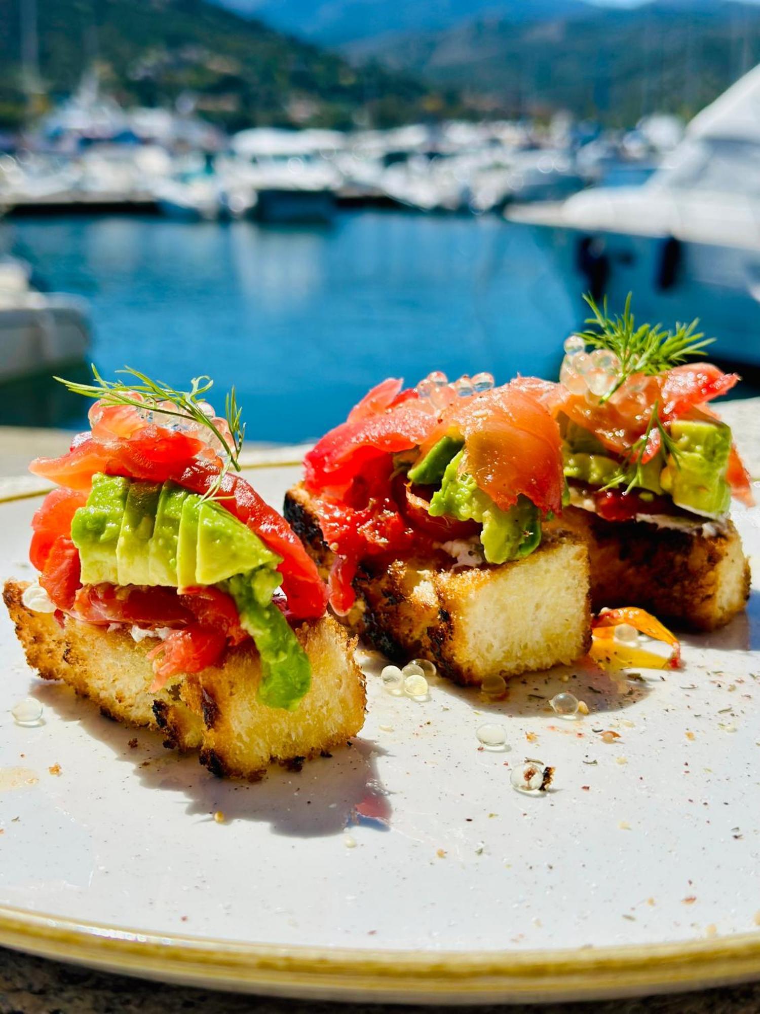 Hotel Restaurant L'Europe Saint-Florent  Ngoại thất bức ảnh